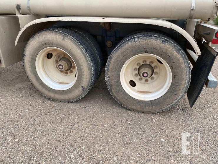 1998-polar-tank-image-3