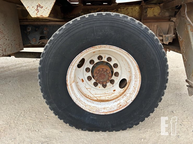 2000-gmc-topkick-c7500-image-14