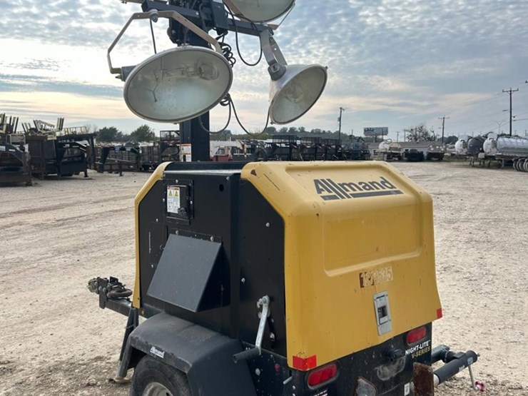 allmand-bros-night-lite-v-series-image-5