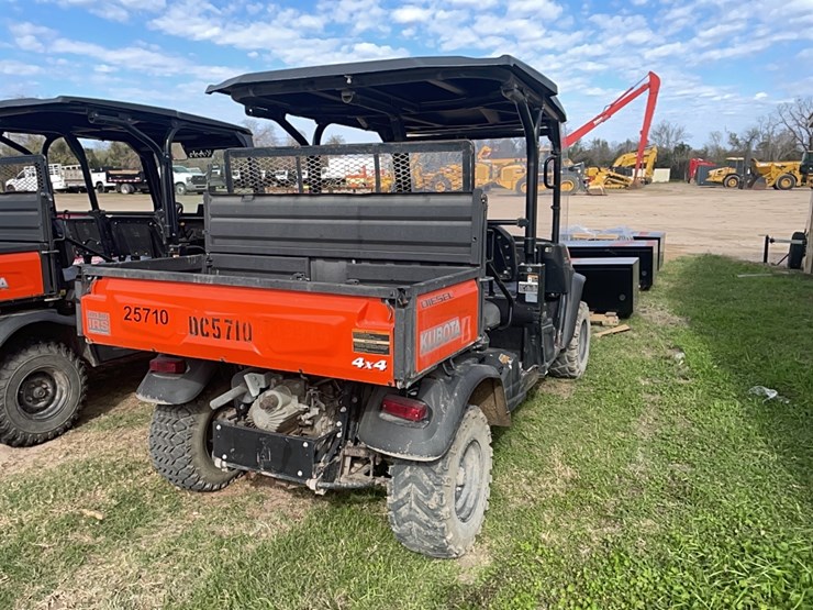 2019-kubota-rtvx1140-image-3