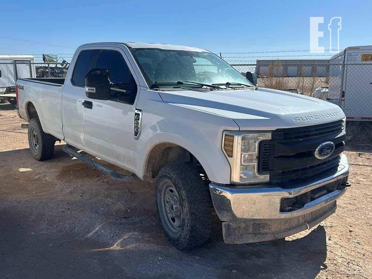 2019-ford-f250-image-3