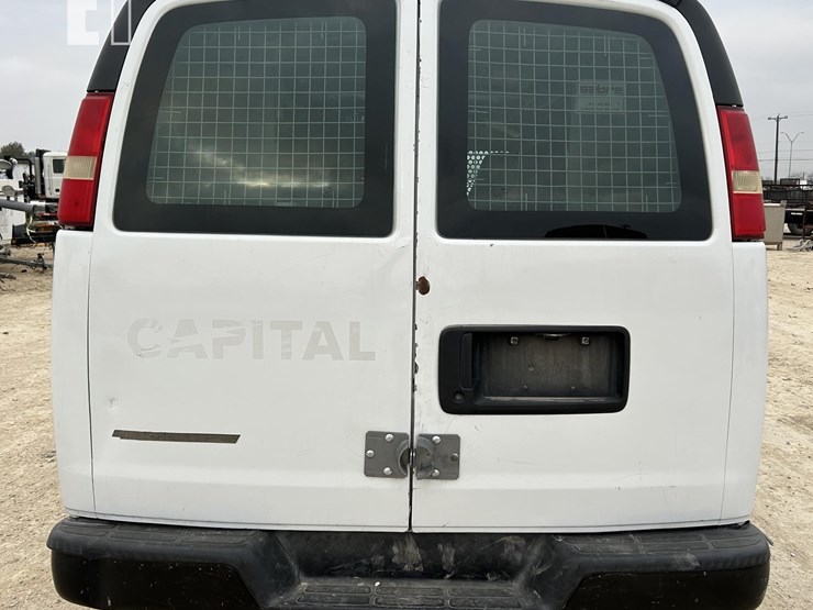 2008-chevrolet-express-3500-image-5