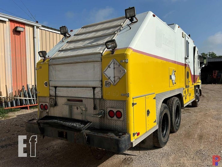 2002-freightliner-argosy-image-9