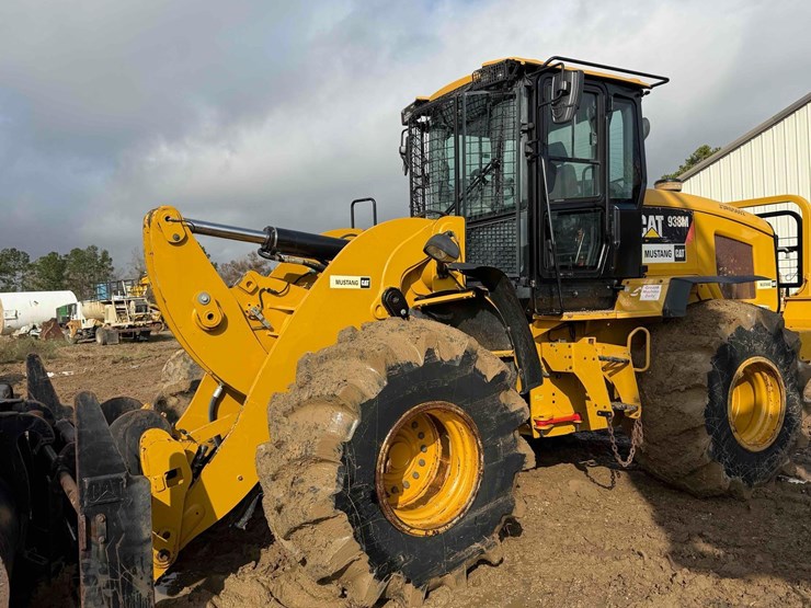 2018-caterpillar-938m-image-2