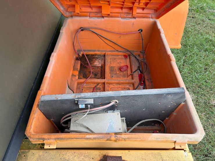 solar-tech-silent-messenger-message-board-arrow/message-board-vn:4gm2m151591410119-image-7