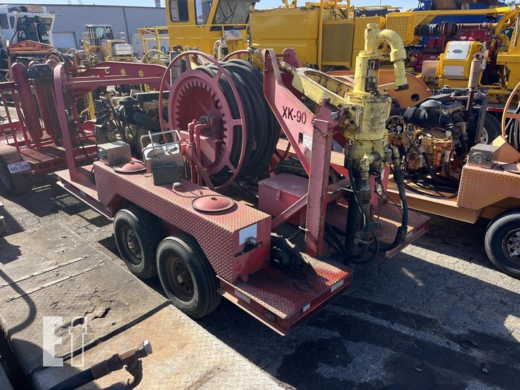 2010-caterpillar-c4.4-image-3