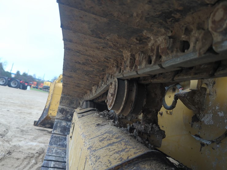 2019-caterpillar-d3k2-lgp-image-10