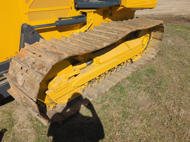 2020-deere-650k-lgp-image-8