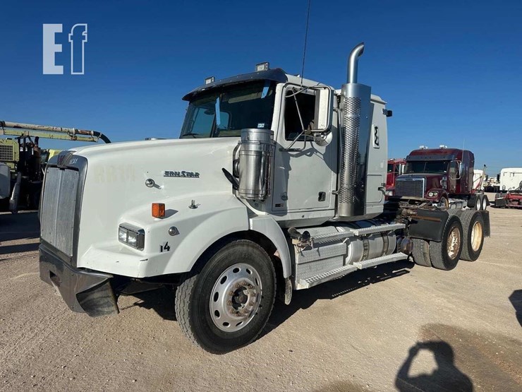 2011-western-star-4900-image-1