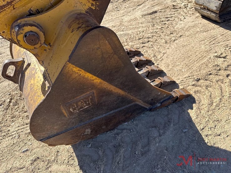 2019-caterpillar-315fl-image-13