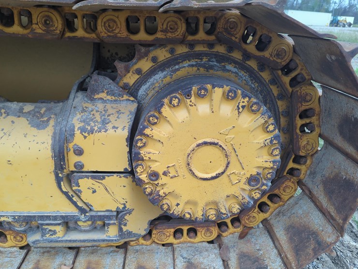 2019-caterpillar-d4k2-lgp-image-9