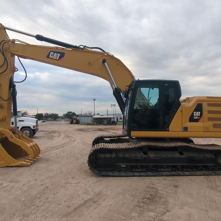 2019 CATERPILLAR 330GC