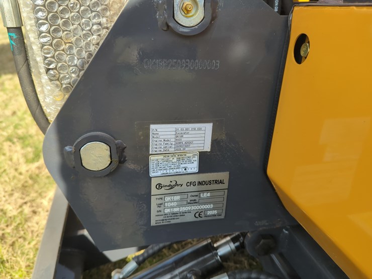 new-cfg-qk18r-hydraulic-excavator-image-7