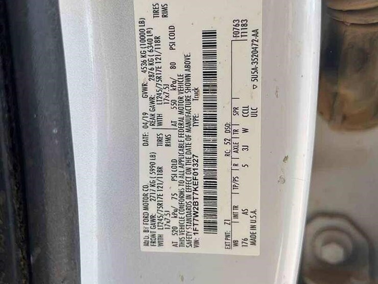 2019-ford-f250-image-8