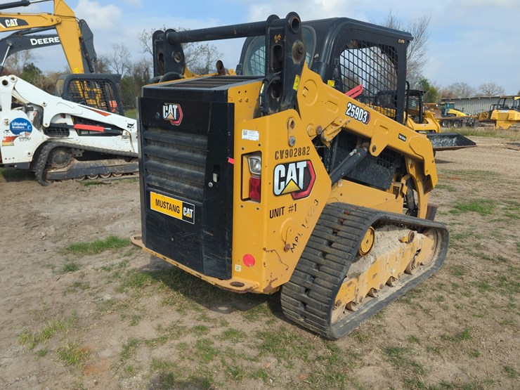 2020-caterpillar-259d3-image-4