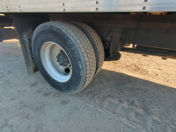 2019-international-van-truck-vn:dlp3794-image-7