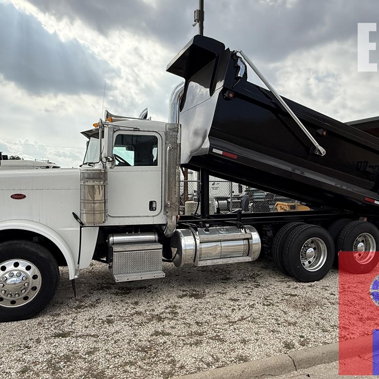2014 PETERBILT 388