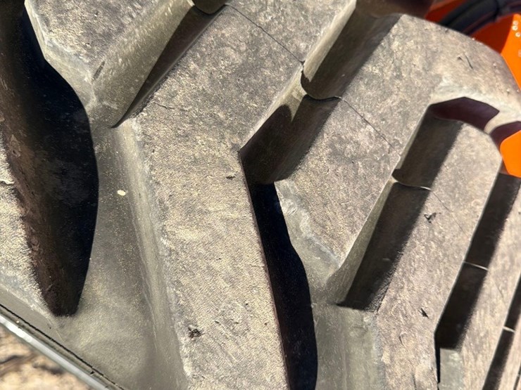 2015-jlg-600aj-image-6