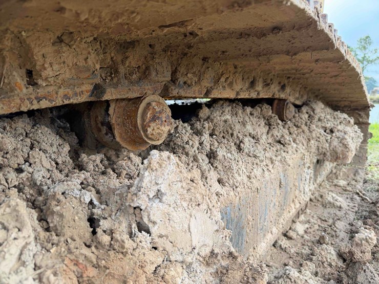 2021-komatsu-pc210-lc-11-image-18