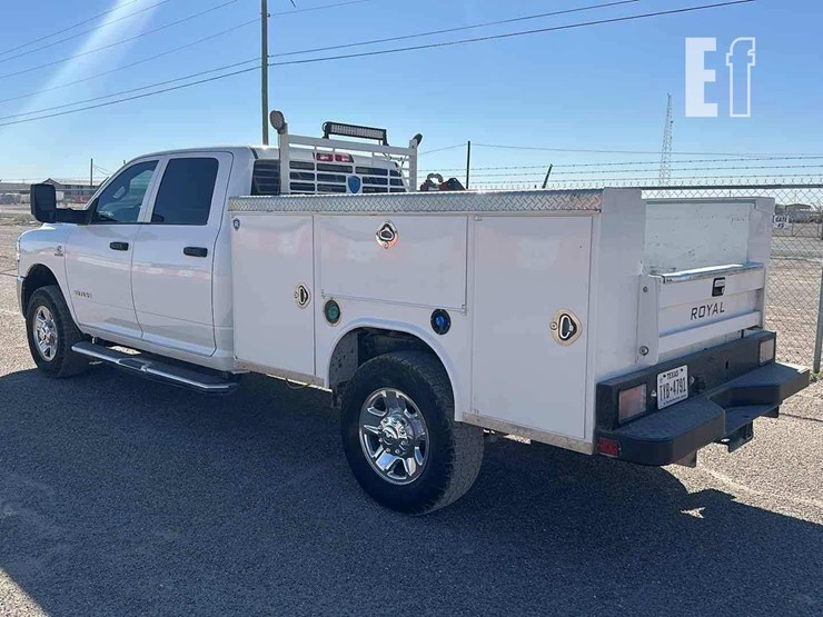 2022-dodge-ram-2500-image-4