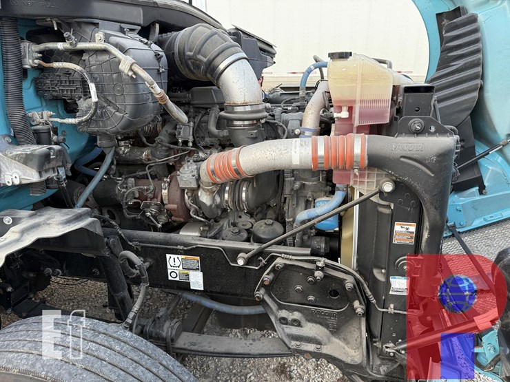 2019-kenworth-t680-image-18