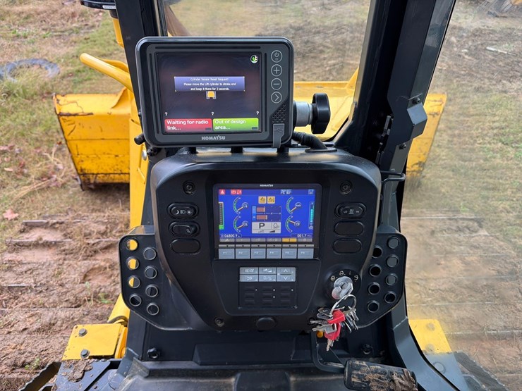 2021-komatsu-d61pxi-24-image-21