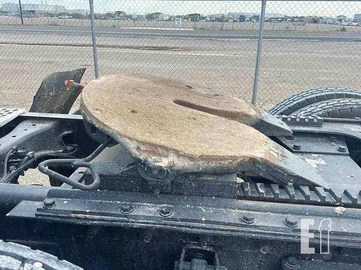 2006-kenworth-w900-image-10