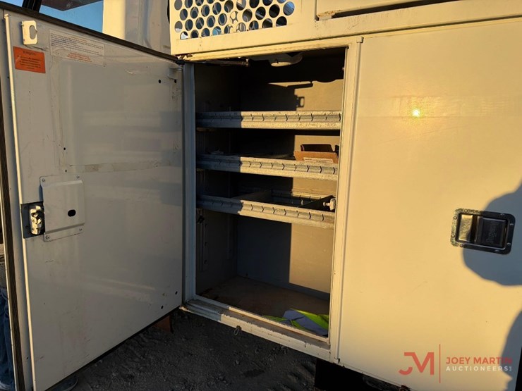 2008-international-7400-image-9