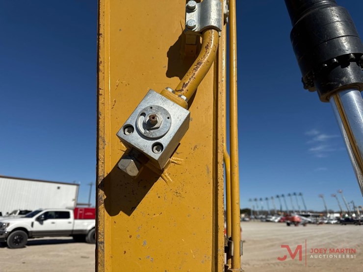 2019-caterpillar-315fl-image-11