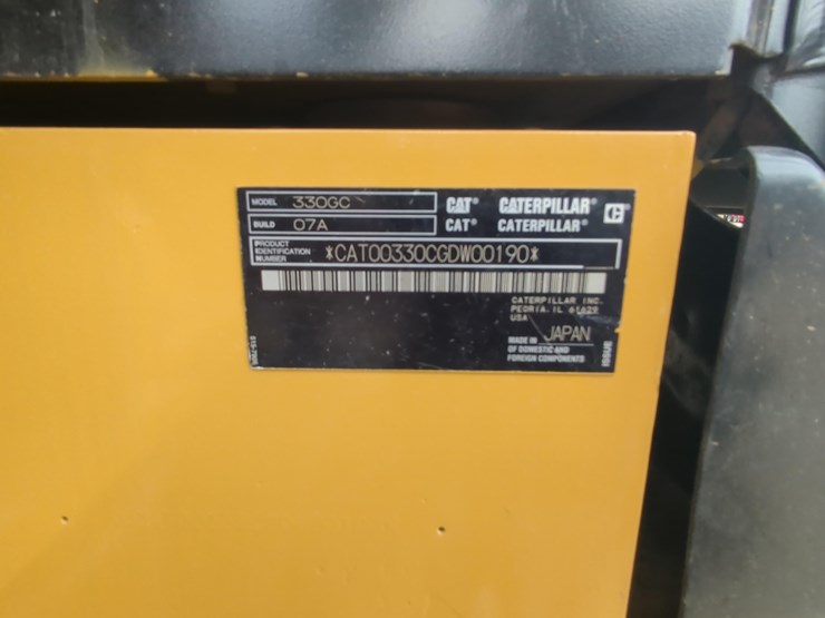 2019-caterpillar-330gc-image-8