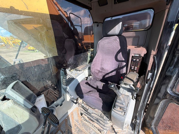 caterpillar-349el-image-27