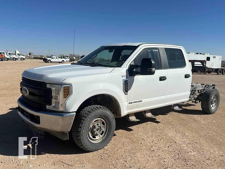 2019-ford-f250-image-1