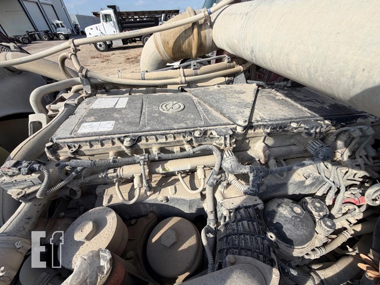 2015-western-star-4900ex-image-10