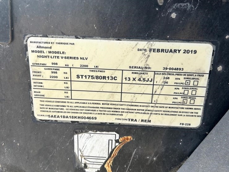 allmand-bros-night-lite-v-series-image-13