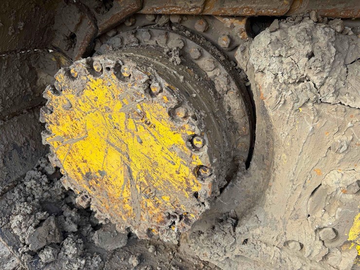 2021-komatsu-d61pxi-24-image-15