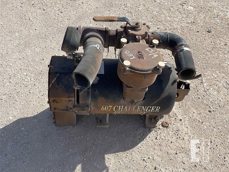 challenger-vacuum-pump-image-1