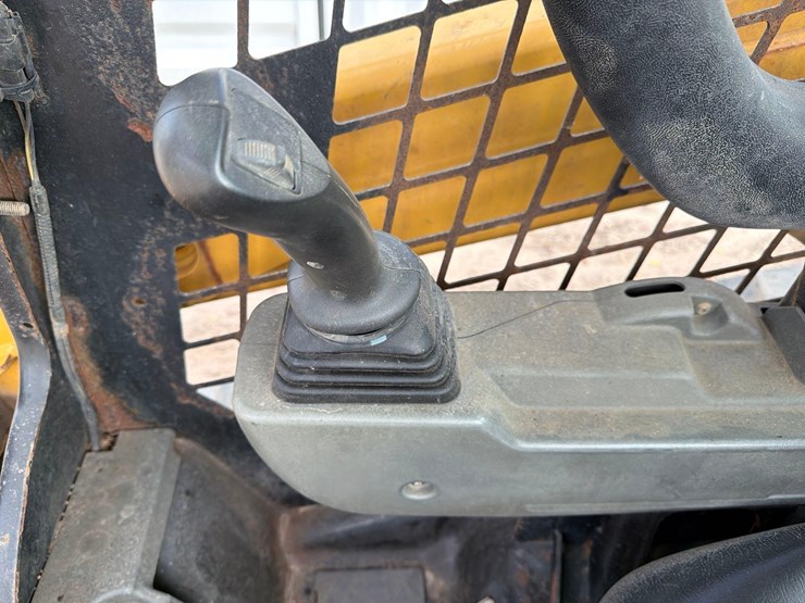 2021-caterpillar-259d3-image-20