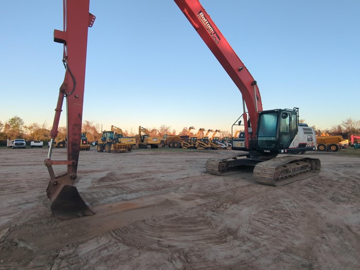 2023-link-belt-250-x4-image-2