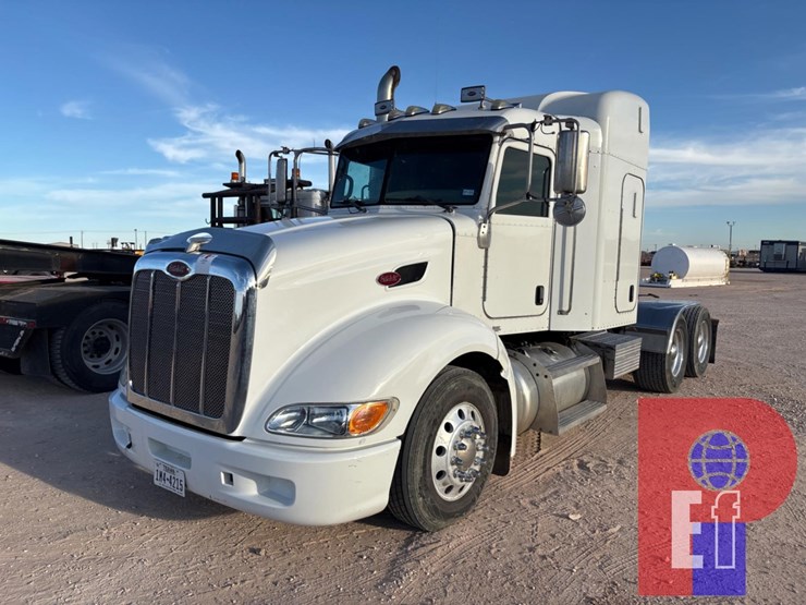 2009-peterbilt-386-image-1