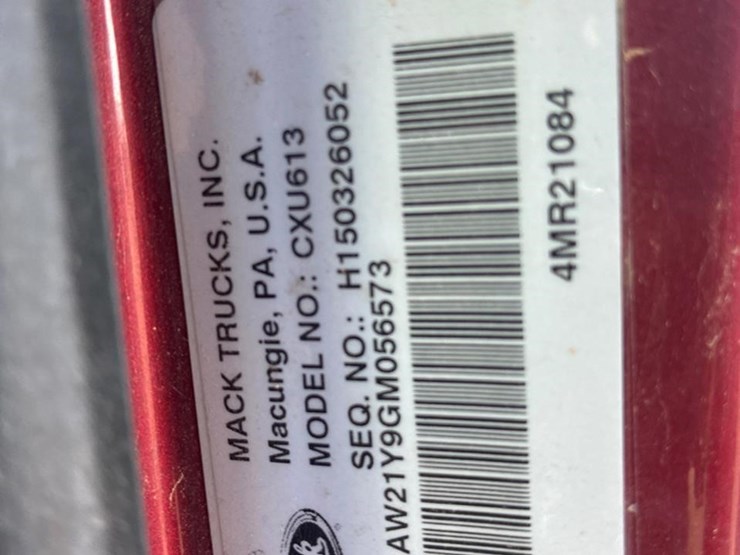 2016-mack-pinnacle-cxu613-image-3