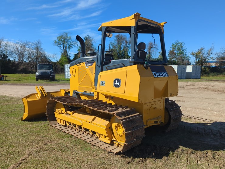 2020-deere-650k-lgp-image-5