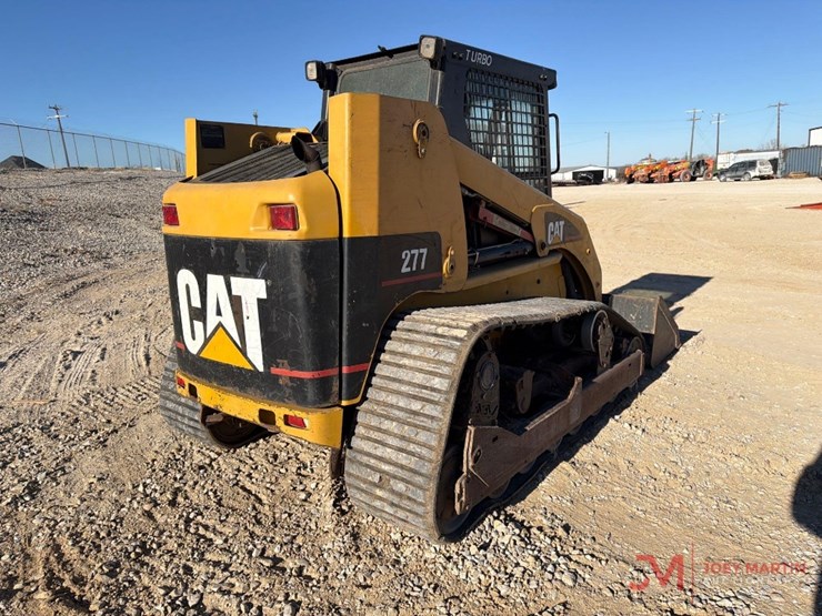 caterpillar-277-image-2