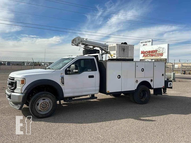 2020-ford-f600-image-1