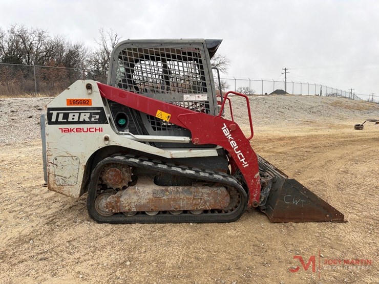 takeuchi-tl8r2-image-2