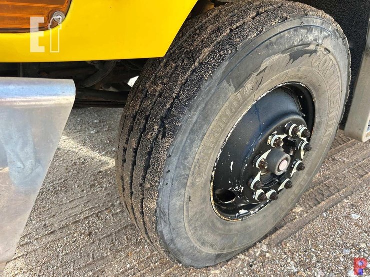 2002-freightliner-argosy-image-47