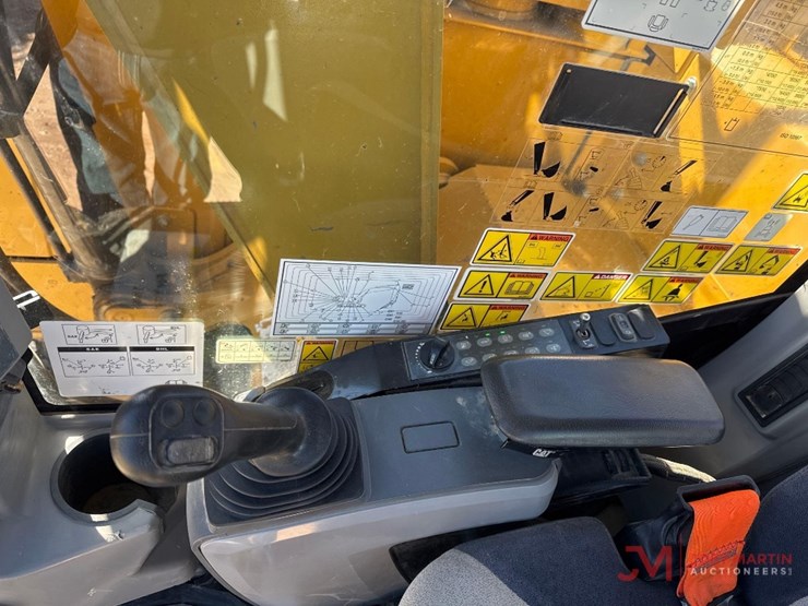 2019-caterpillar-315fl-image-22