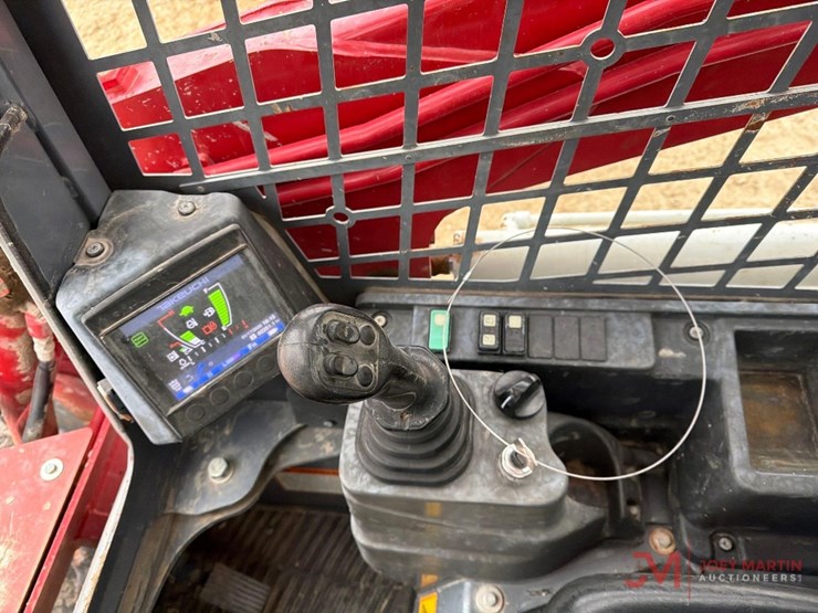 takeuchi-tl8r2-image-17