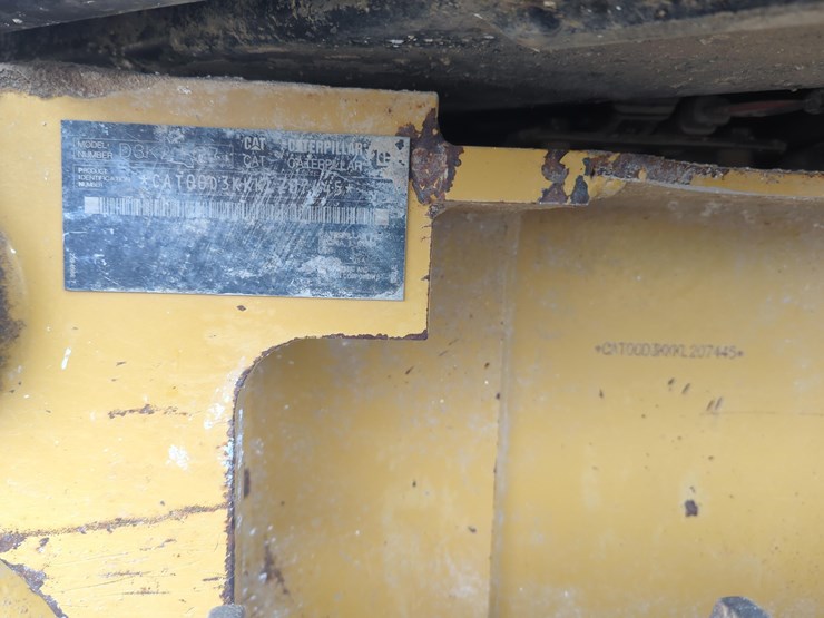 2019-caterpillar-d3k2-lgp-image-6