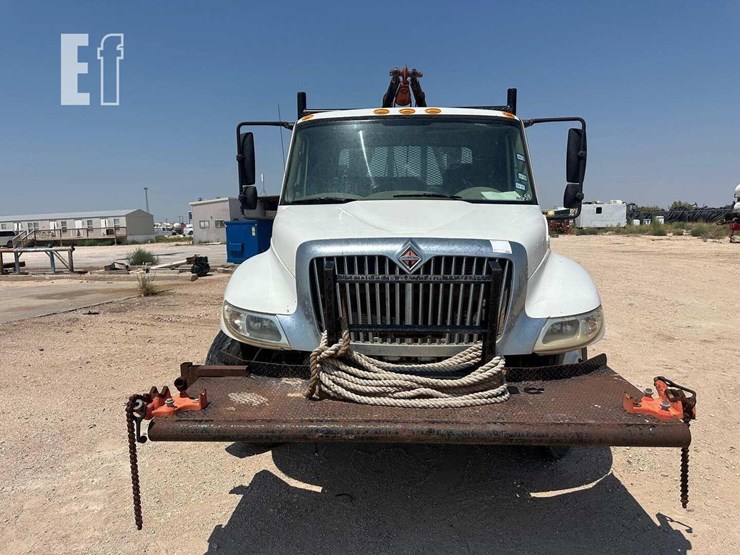 2013-international-durastar-4300-image-7