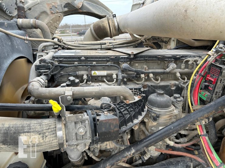 2014-western-star-4900-image-15